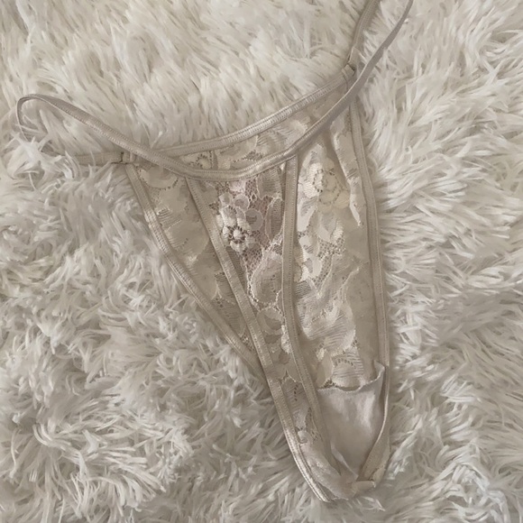 Victoria’s Secret vintage high cut high waist lace G string panty - Picture 3 of 4